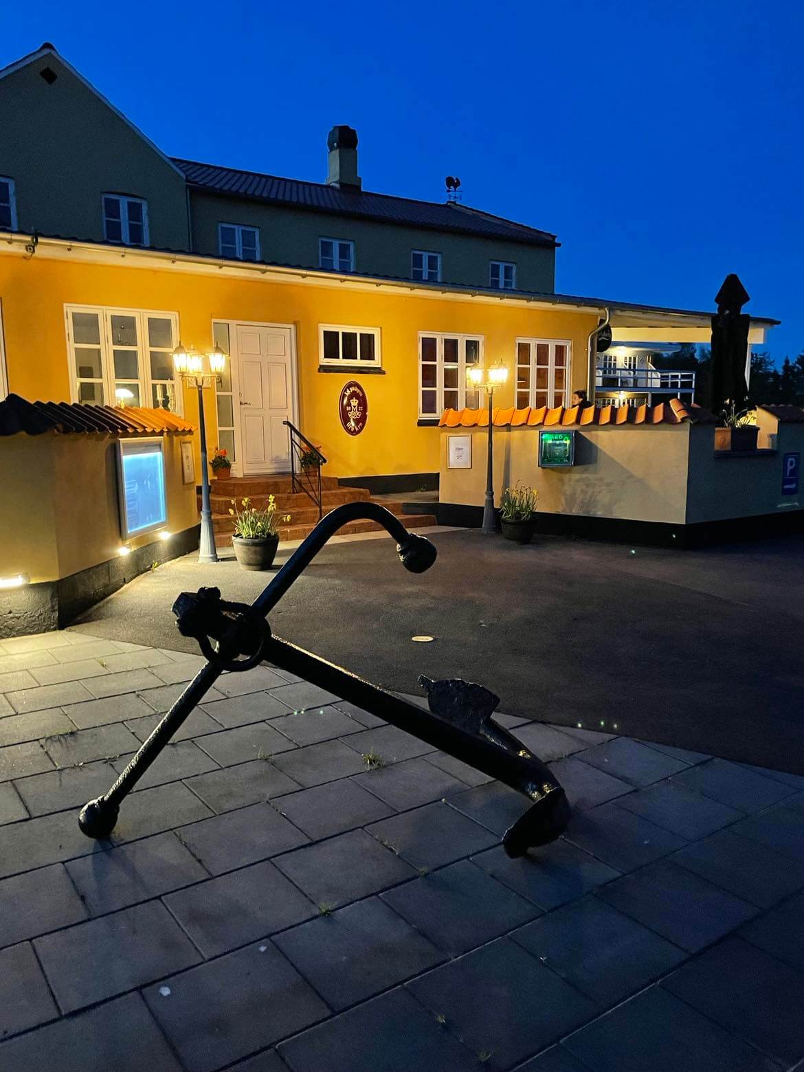 Orø Kro & Hotel - Facade ved nat